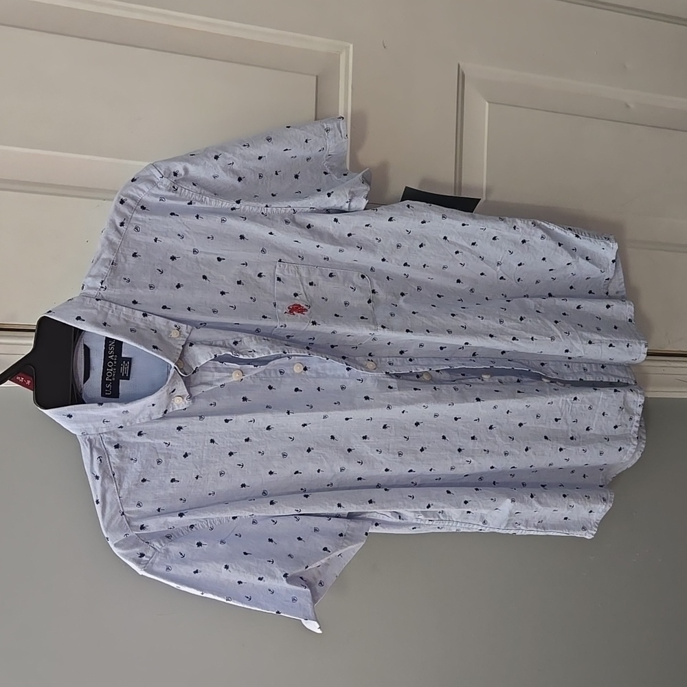 US Polo Association short sleeve button down. mens medium